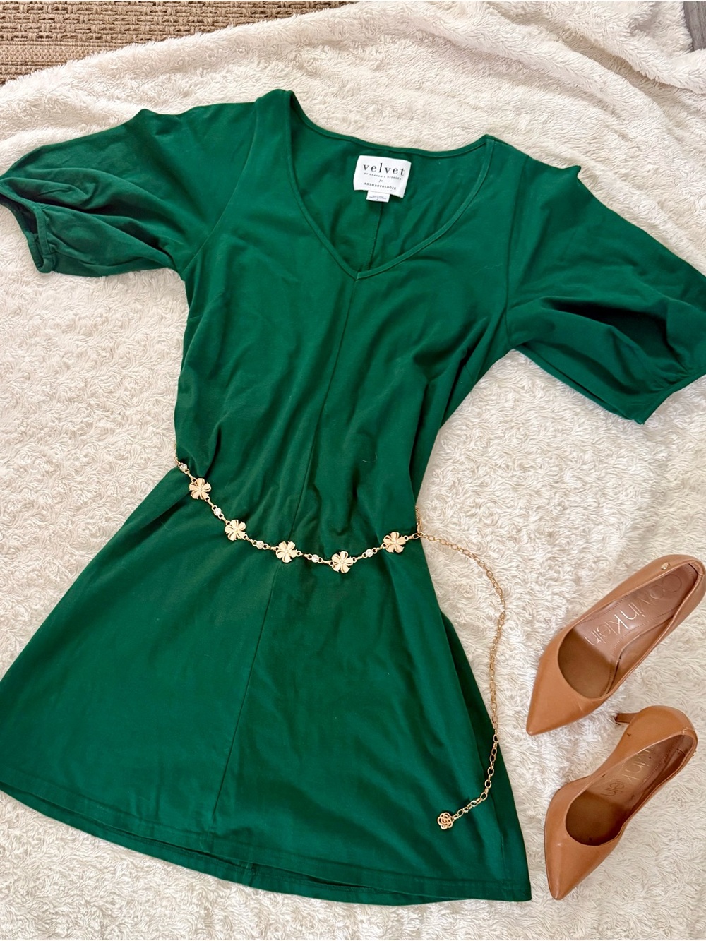 ✨Anthropology Velvet Ballon Sleeve Mini Dress, small